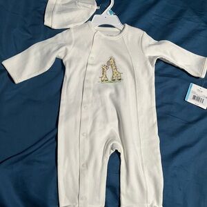 Little Me Embroidered Giraffe Footie Sleeper With Matching Hat 6 Months